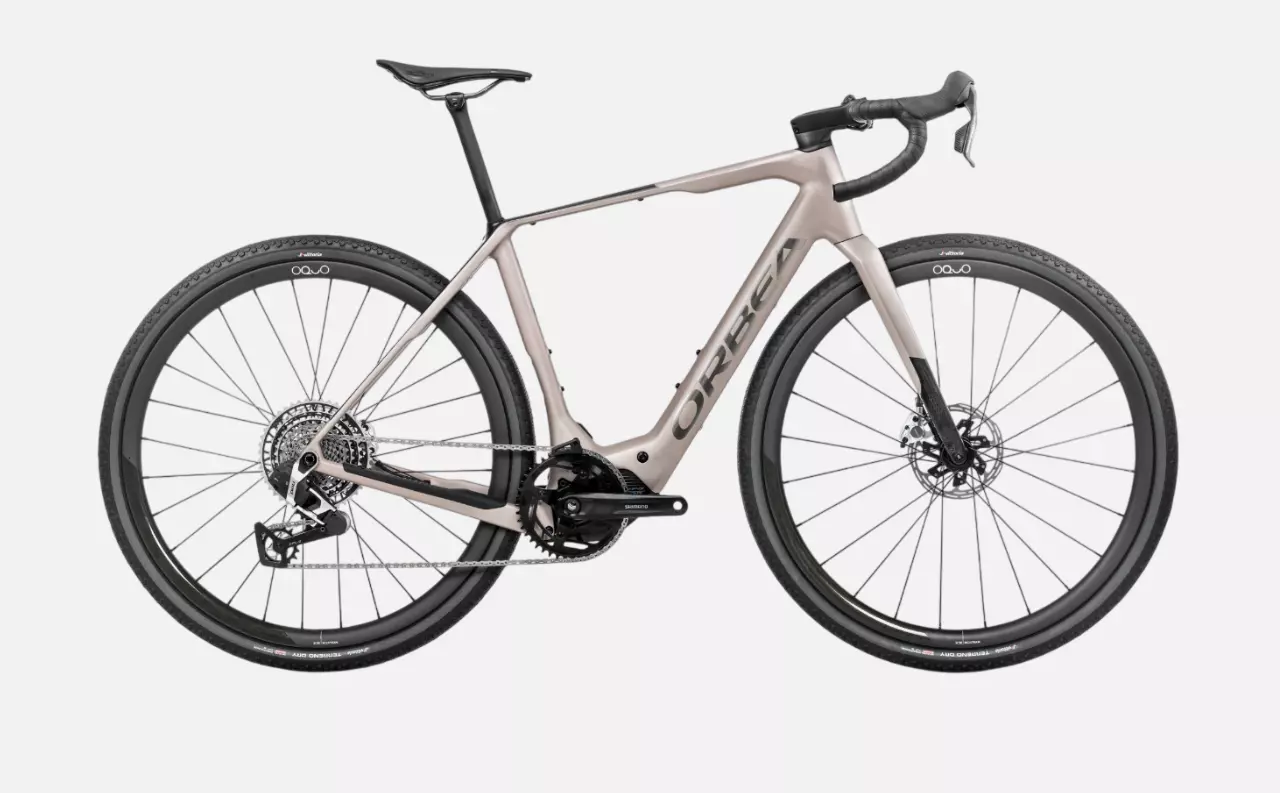 DENNA M11E DENNA M11E