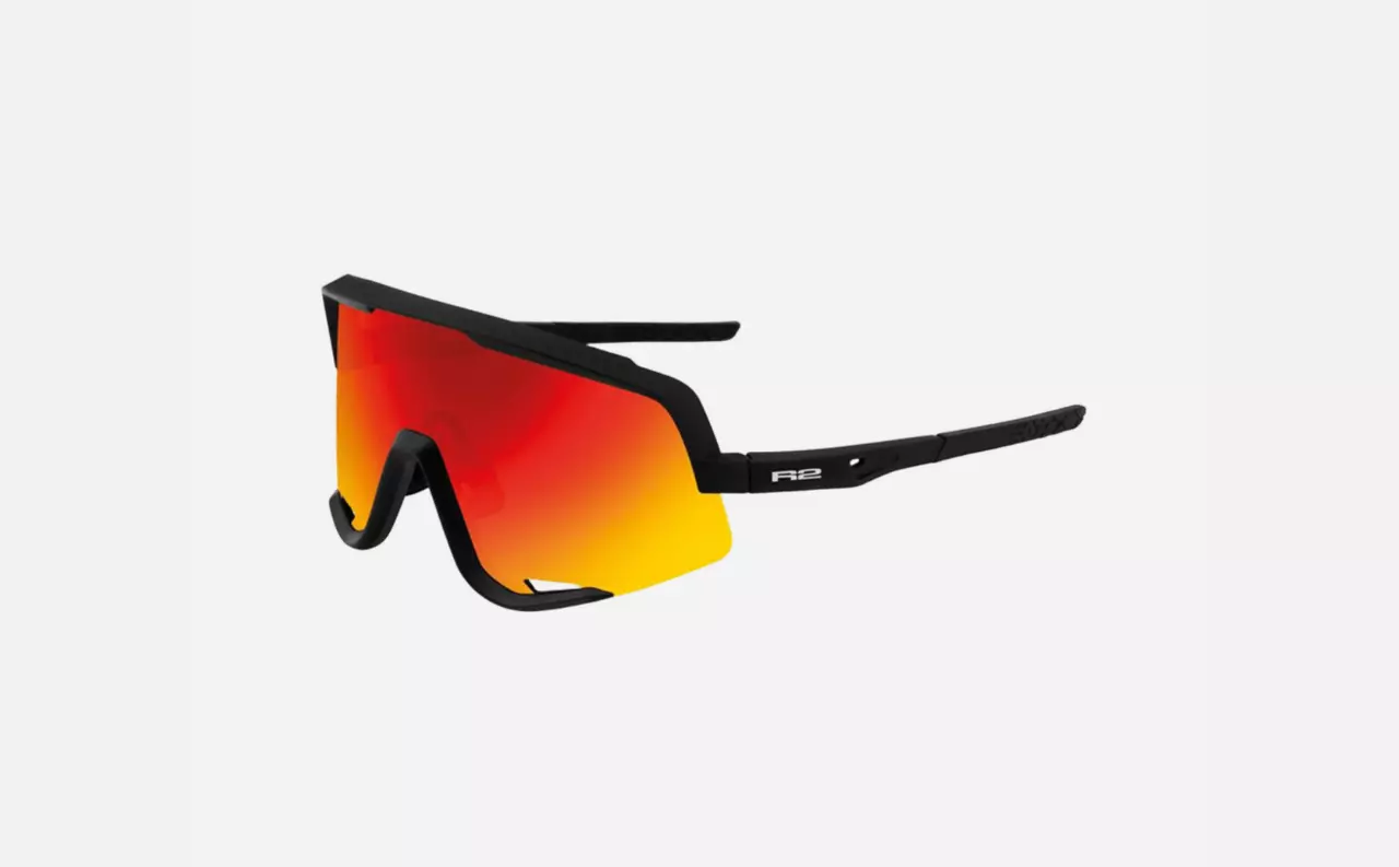 R2 MONSTER AT104C R2 MONSTER AT104C