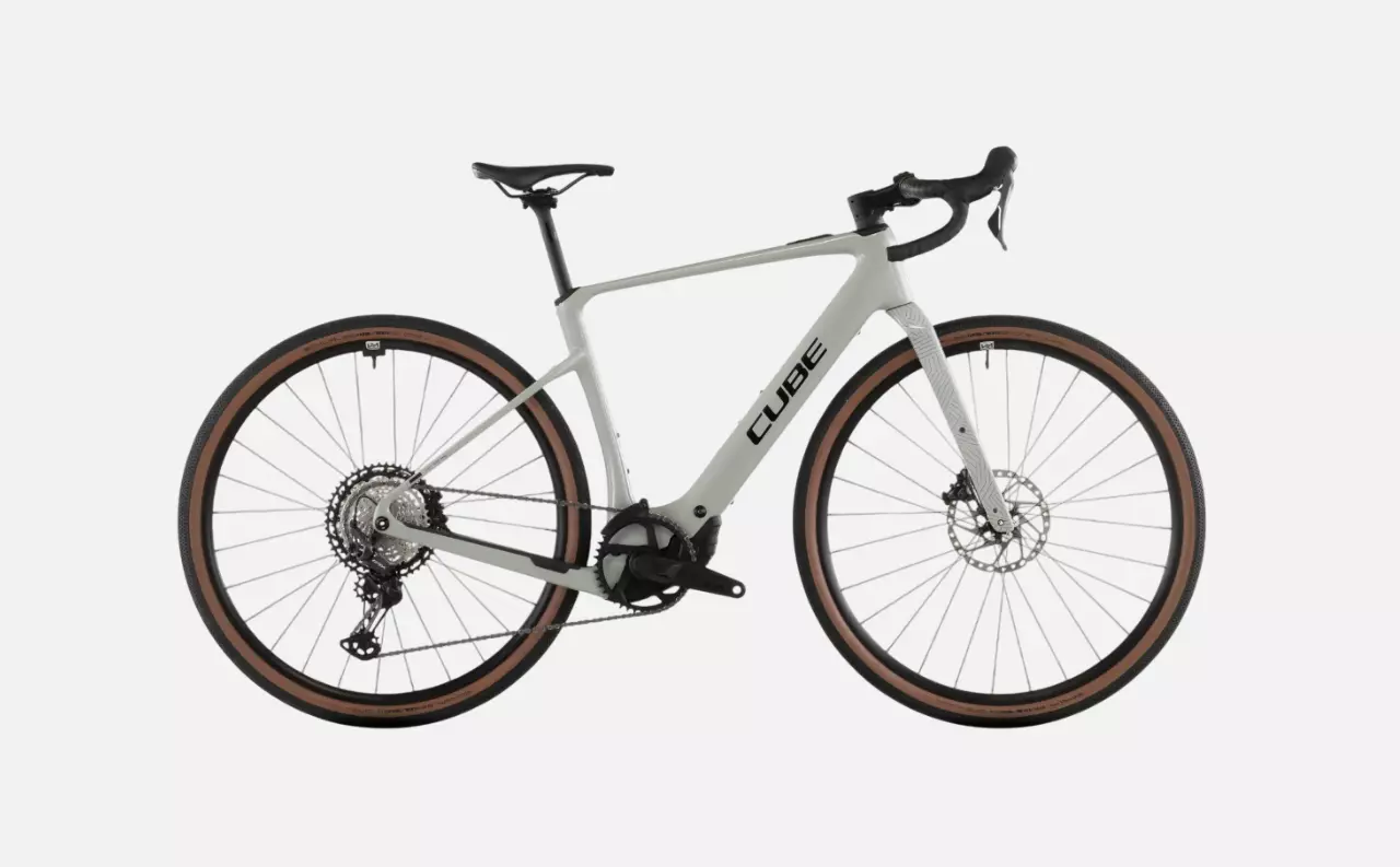 CUBE Nuroad Hybrid C:62 Race 400X 2026 CUBE Nuroad Hybrid C62 Race 400X 2026