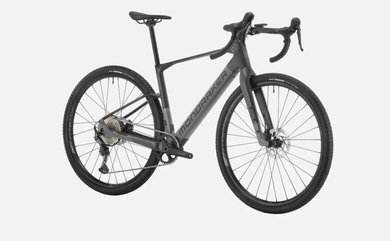 010.25392 2 Photoroom