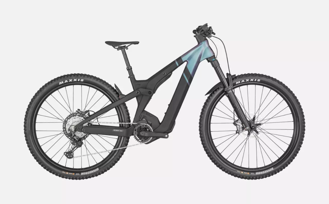 Contessa Patron Eride 900